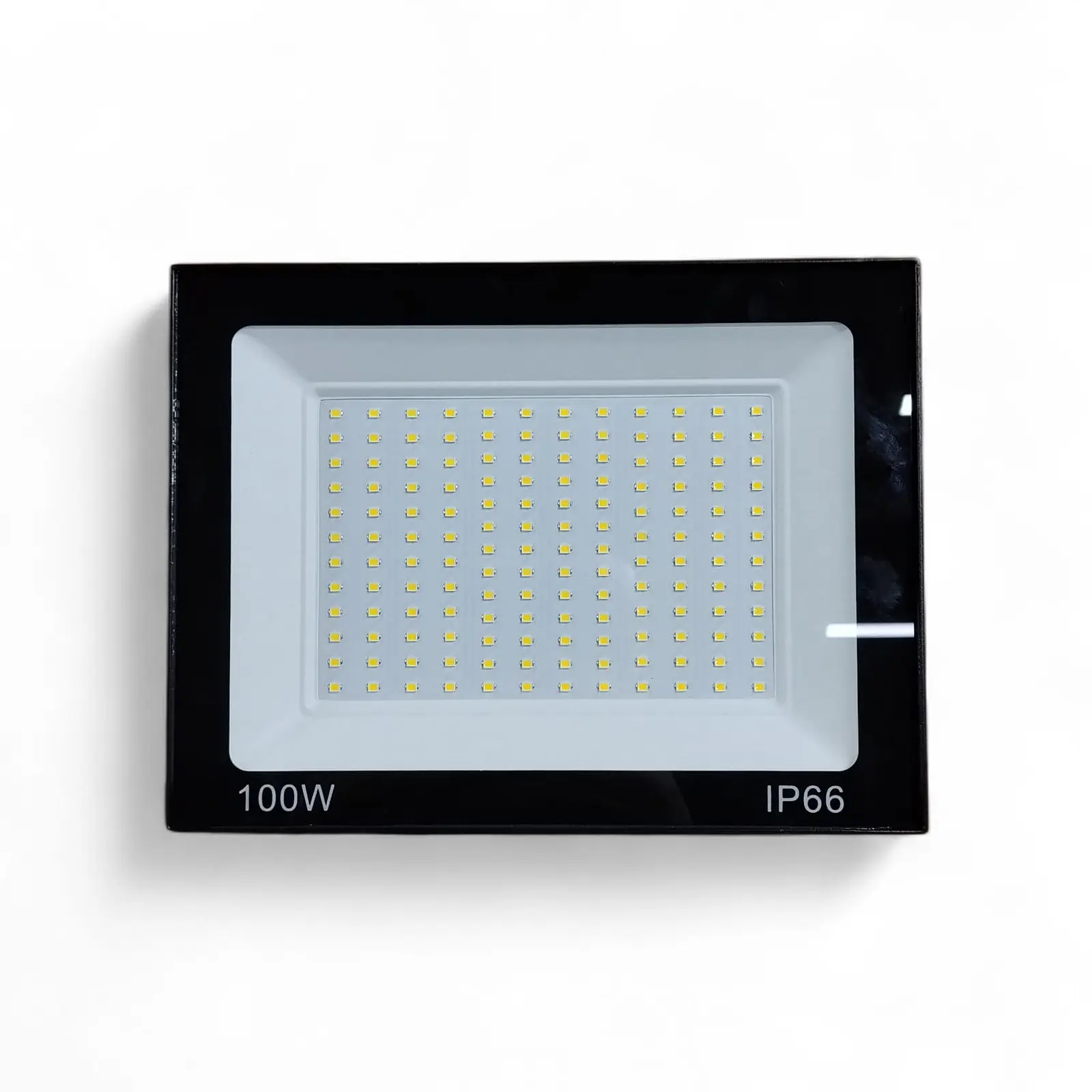 Foco Proyector Led 100 Watt Exterior Frío Certificado Sec Daumer