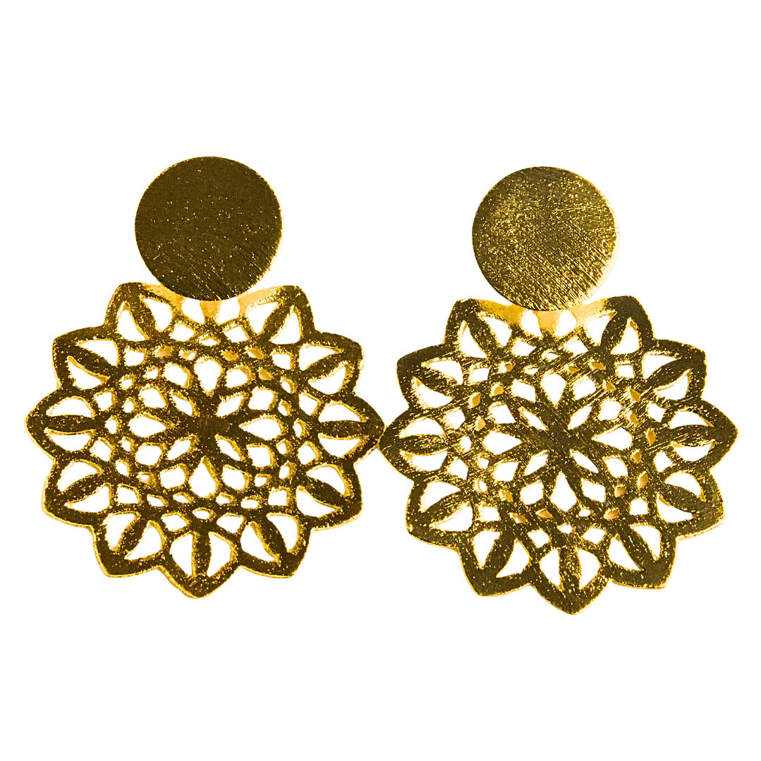 Aros mandala detallado enchapado en oro 1