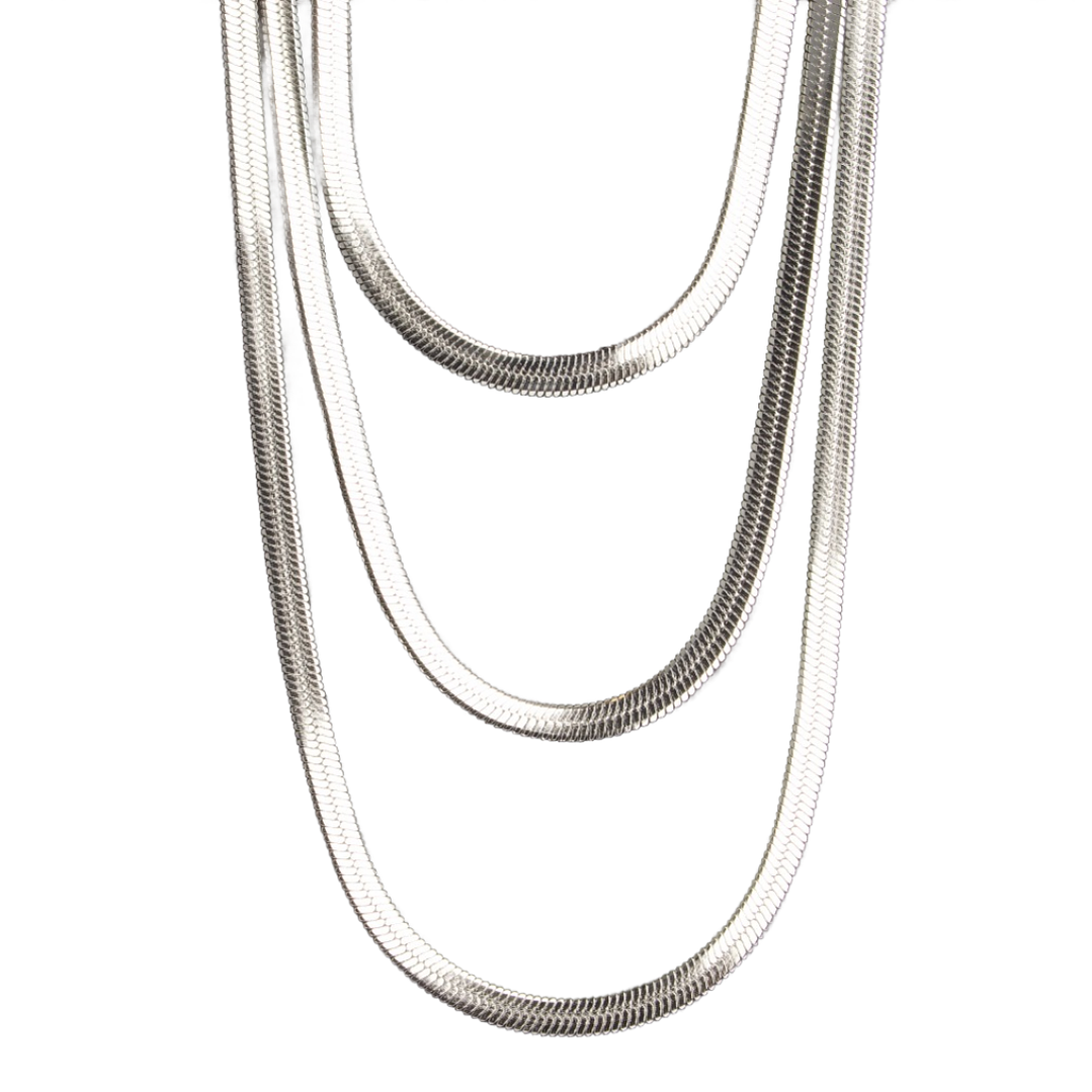 Collar de cintas triples enchapado en plata 1