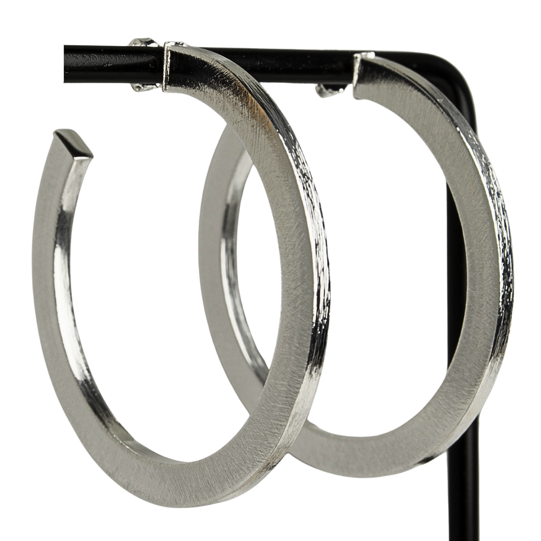 Aro argolla plana satinada enchapada en plata 1