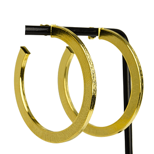 Aro argolla plana satinada enchapada en oro