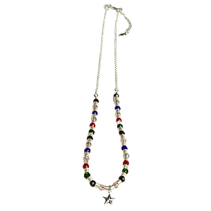 Collar de mostacilla con cristales de colores y colgante de estrella enchapado en plata