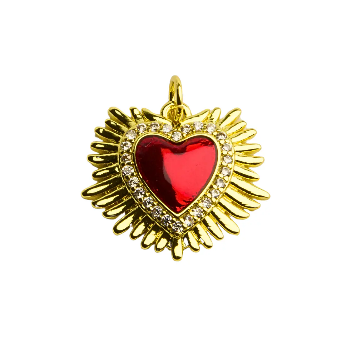 Colgante corazon rojo inflamado con circones enchapado en oro 1