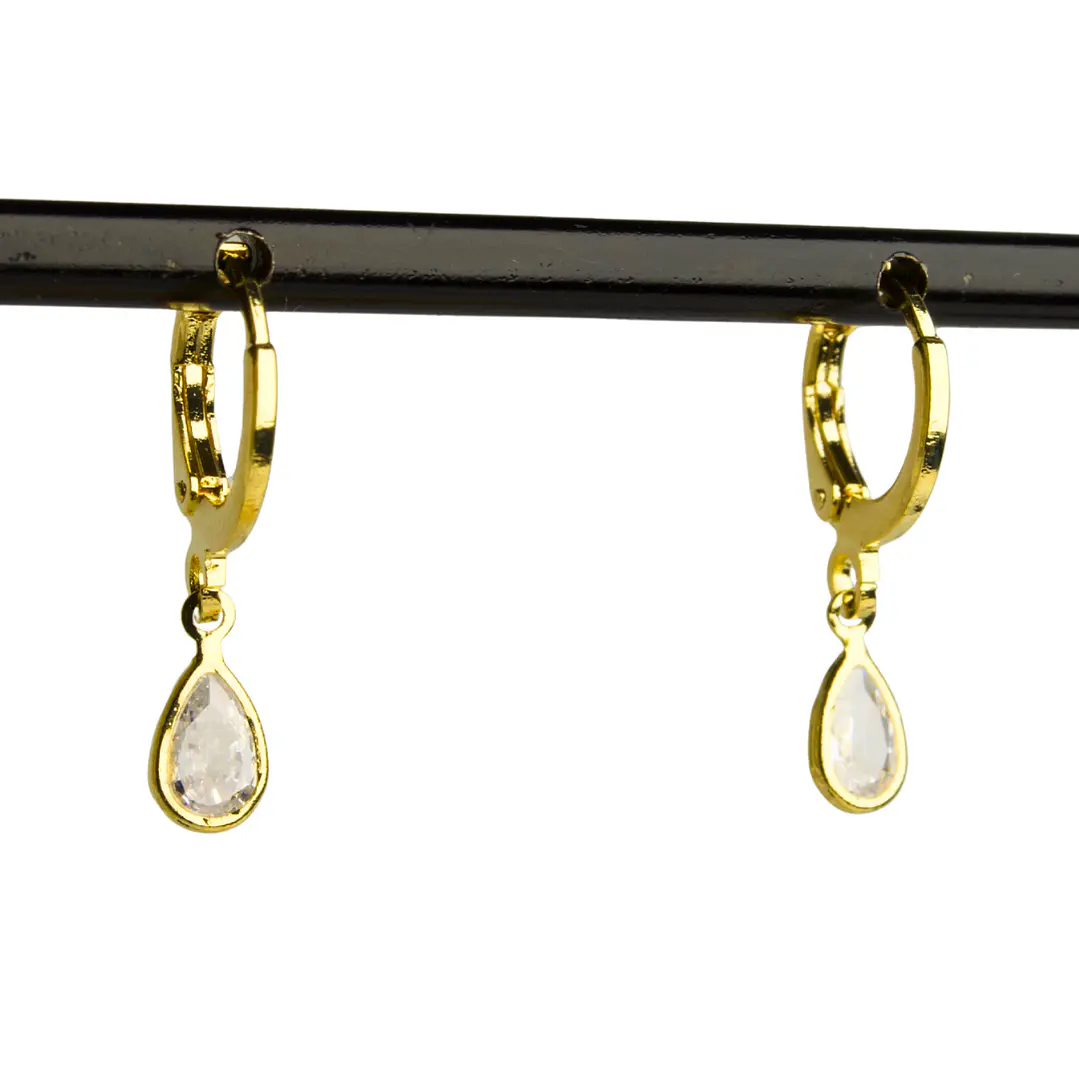 Aros de argolla con punto de luz gota pequeña enchapado en oro 1