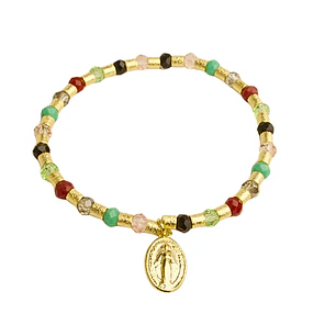 Pulsera elástica con mostacilla satinada, cristales de colores y medalla de Virgen de los Rayo enchapada en oro