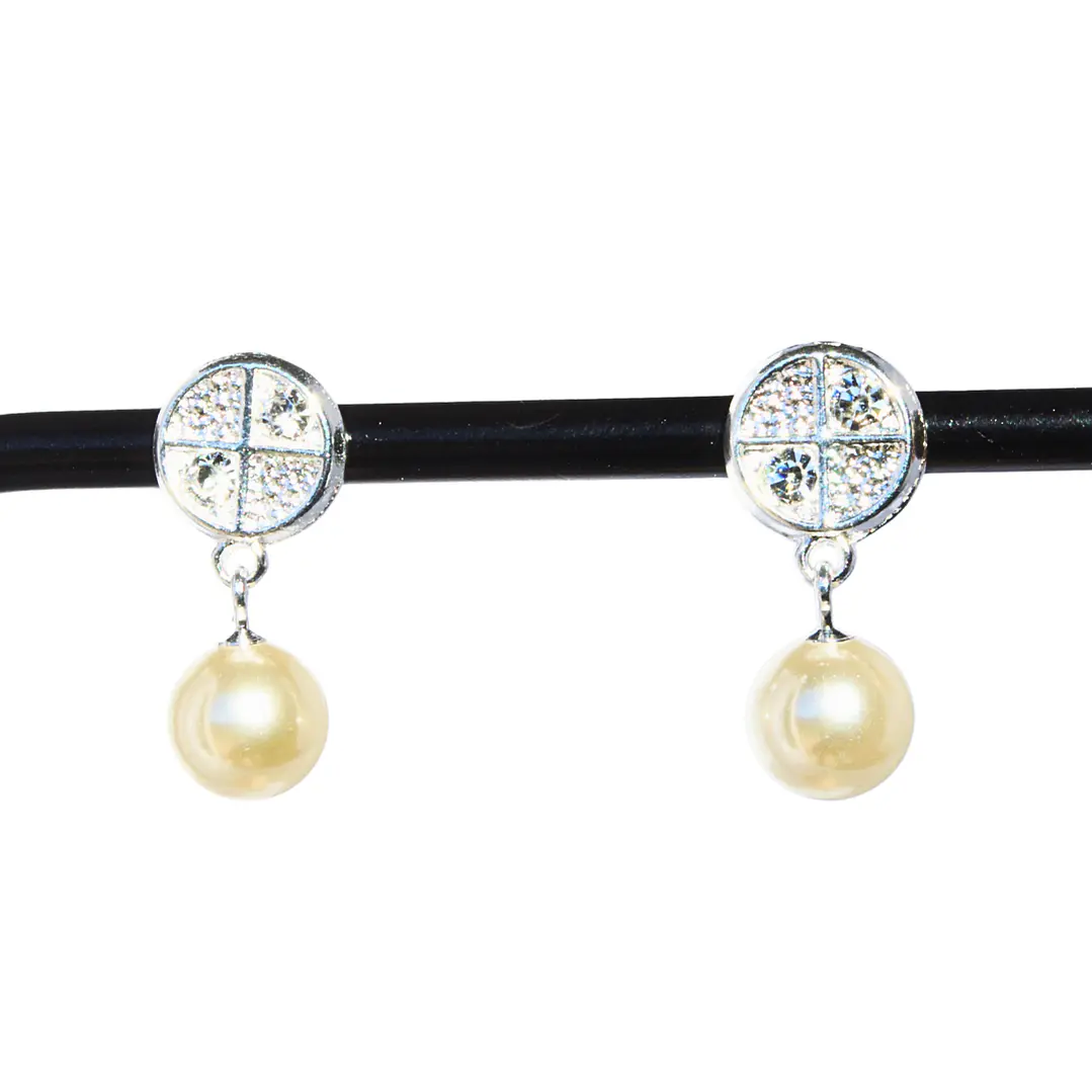 Aros circulo mistico con perlas enchapado en plata 1