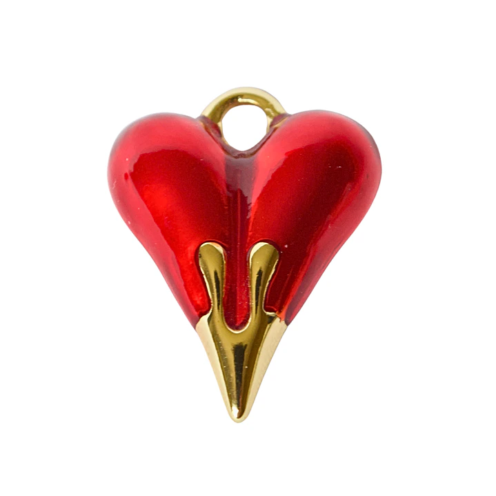 Colgante corazón rojo esmaltado y enchapado en oro 1