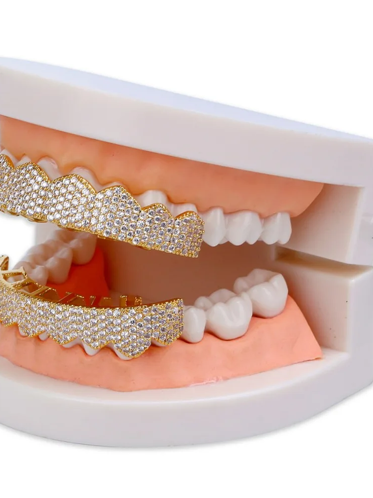 GRILLZ Fit Gold Silver Color Iced Out Hip Hop Teeth Grillz Micro Pave Cubic Zircon Top & Bottom Teeth Grills Set 6