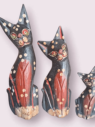 Trio de Gatitos Místicos 