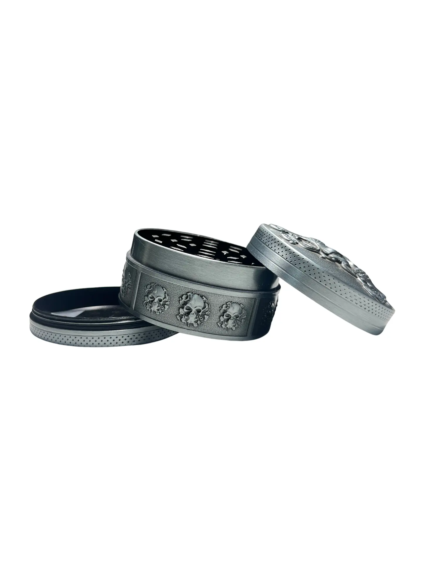 Moledor Metálico Tallado Plateado 4 cm - 3 Partes 2