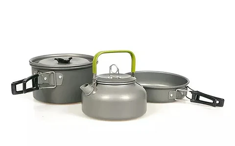 Set de Ollas con Tetera para Camping 8 Piezas Antiadherente Ultraligero Portatil para 2 a 3 Personas
