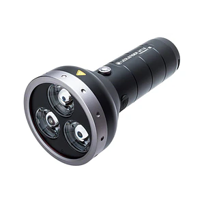 Linterna Ledlenser MT18 