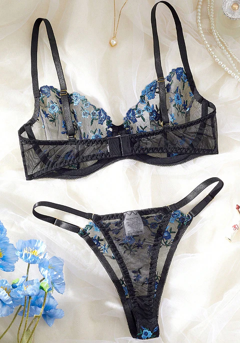CONJUNTO FLORAL AZUL