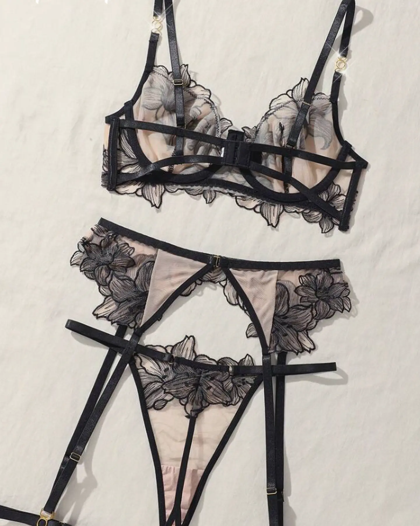 Conjunto portaligas nude 2