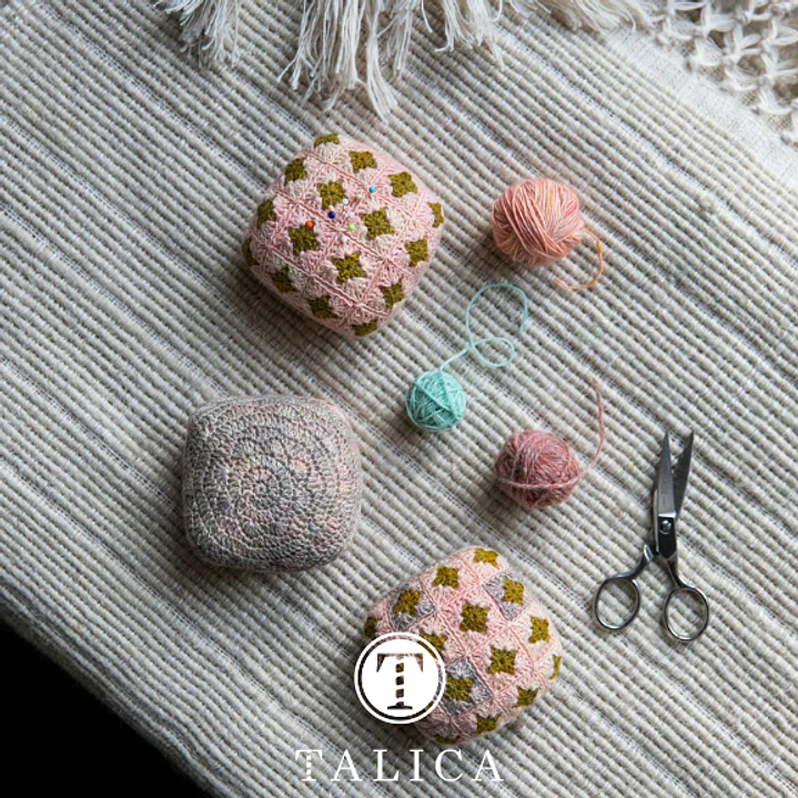 52 Weeks of Scrap Yarn - Livro Laine 8