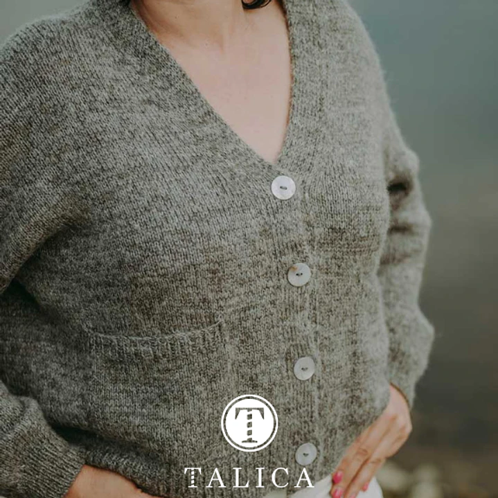 Soothing Stitches: Knits for a Quiet Mind - Livro Laine 3