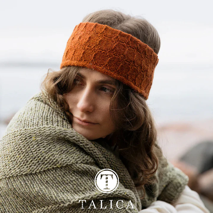 Soothing Stitches: Knits for a Quiet Mind - Livro Laine 9