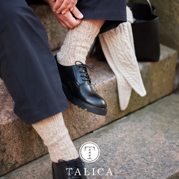 Foundations: 20 Knitted Accessories - Livro Laine 9