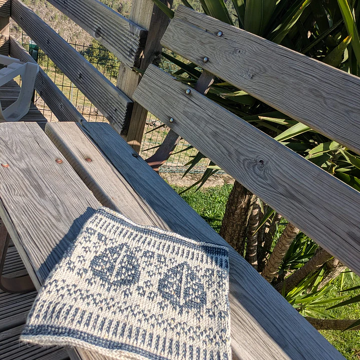 Workshop Presencial Crochet Tunisino Circular e em Mosaico - Gola Folha 1