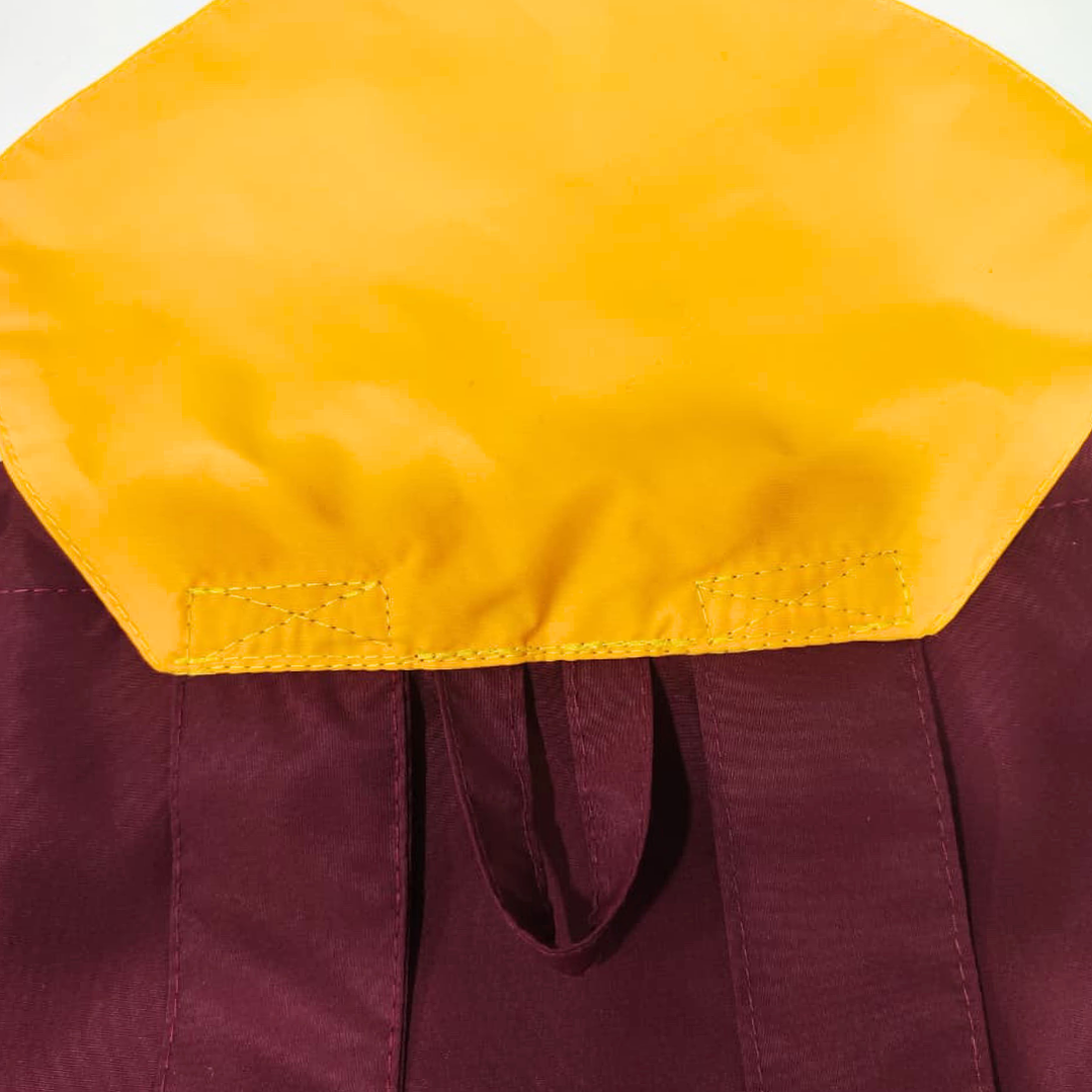 Morral Impermeable con tapa  Colegio Guillermo Velasco  4