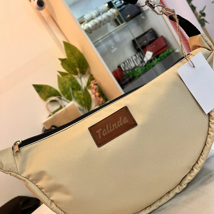 Banano Bag - Color Vainilla 2