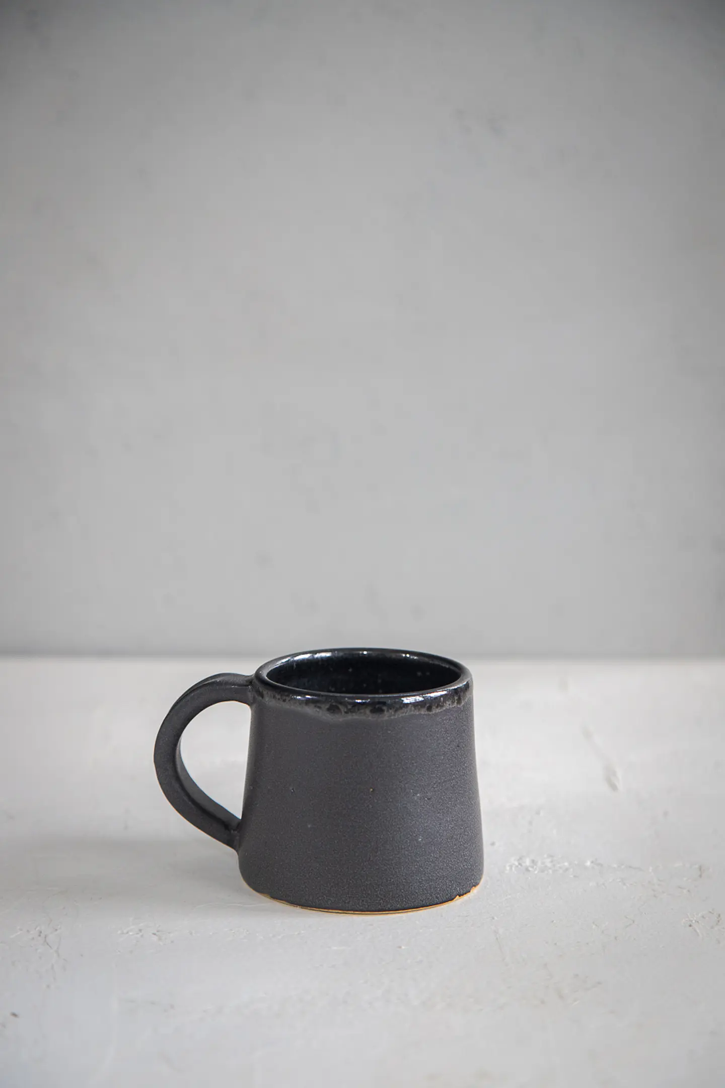 Taza negro mate 4