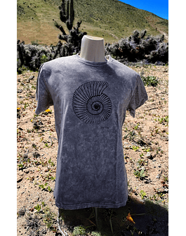 Polera "Fosil Ammonite" - Hombre