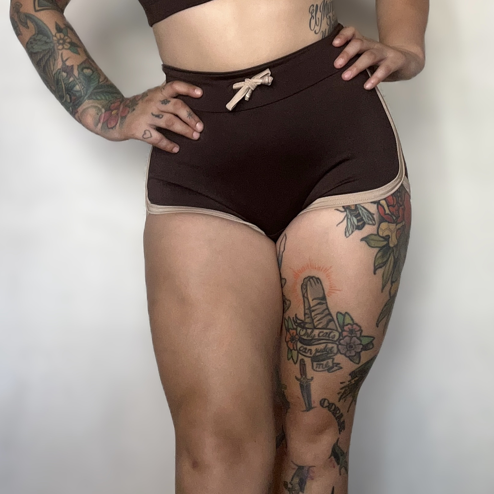 Short Retro Chocolate