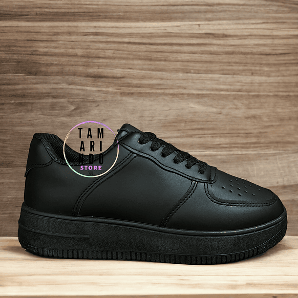 Zapatillas eco cuero negro 2295 1