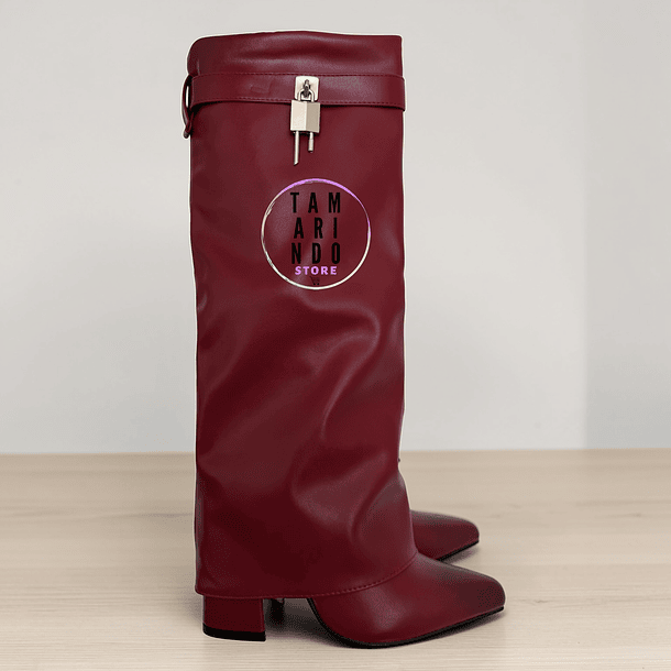 BOTAS LARGAS ECO CUERO ROJO Y07