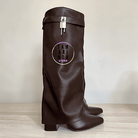 BOTAS LARGAS ECO CUERO MARRON Y07