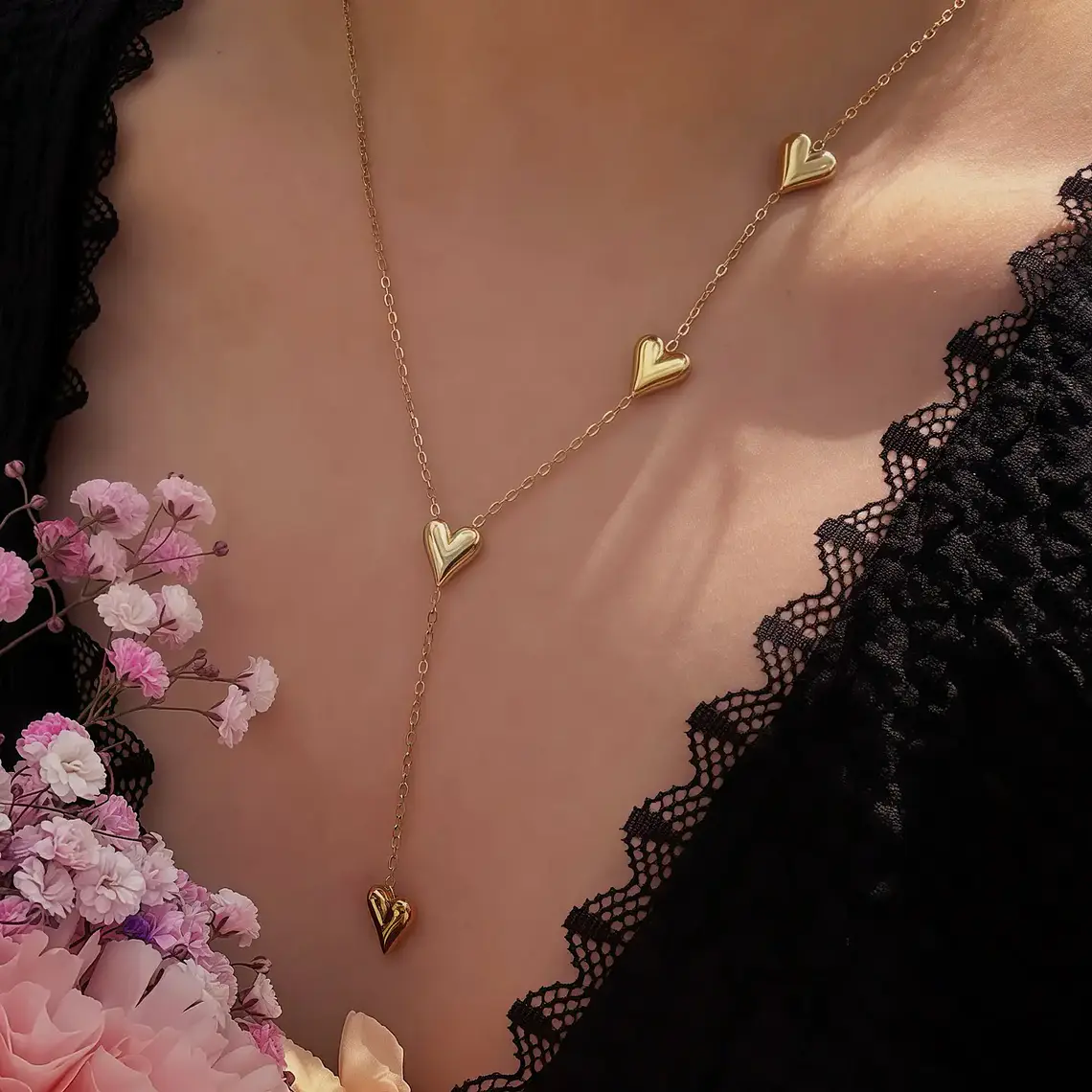 Colar AMOUR Drop Dourado – Aço Inox 2