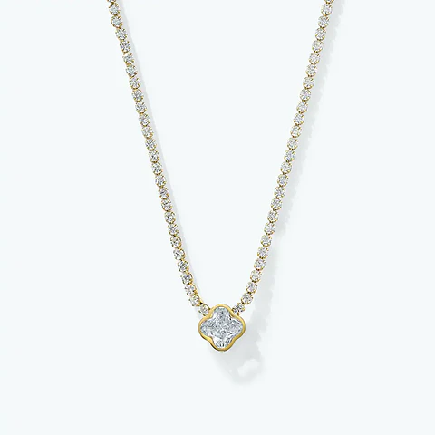 Colar Clover Gold Shine em Aço Inoxidável