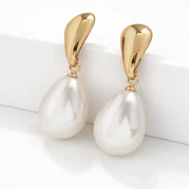 Brincos Pearl Drop Gold em Aço Inoxidável 2