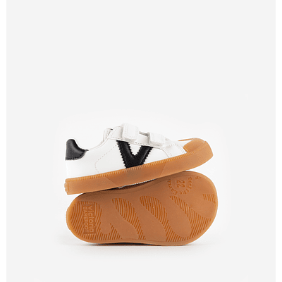 VICTORIA - Oliver Barefoot 26V