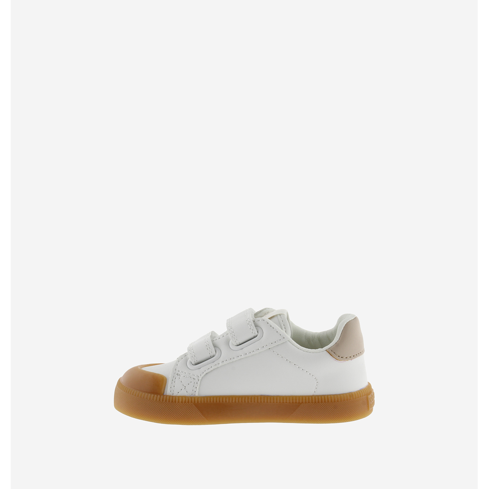 VICTORIA - Oliver Barefoot 26V