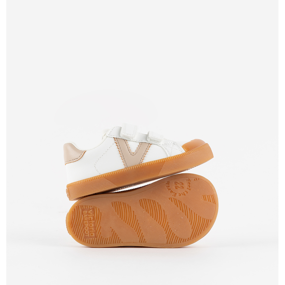 VICTORIA - Oliver Barefoot 26V