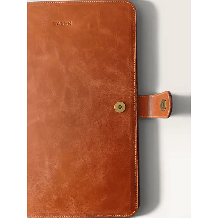 Carpeta de Cuero Rígida – Tamaño Oficio 7