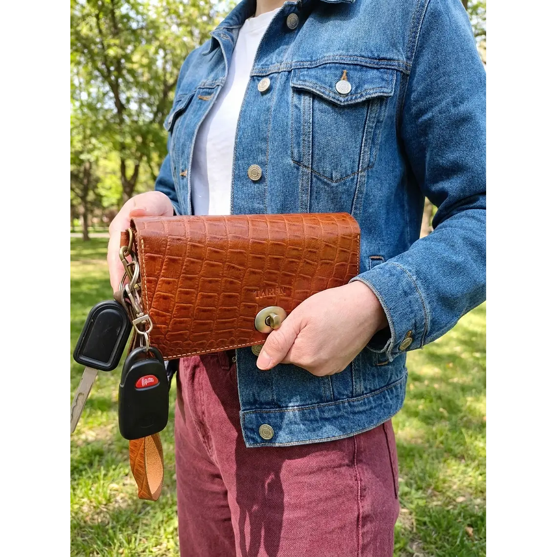 Billetera Mujer Multipropósito Camel Croco 6
