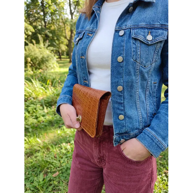 Billetera Mujer Multipropósito Camel Croco 4