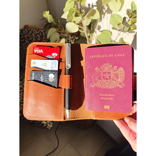 Porta Pasaporte