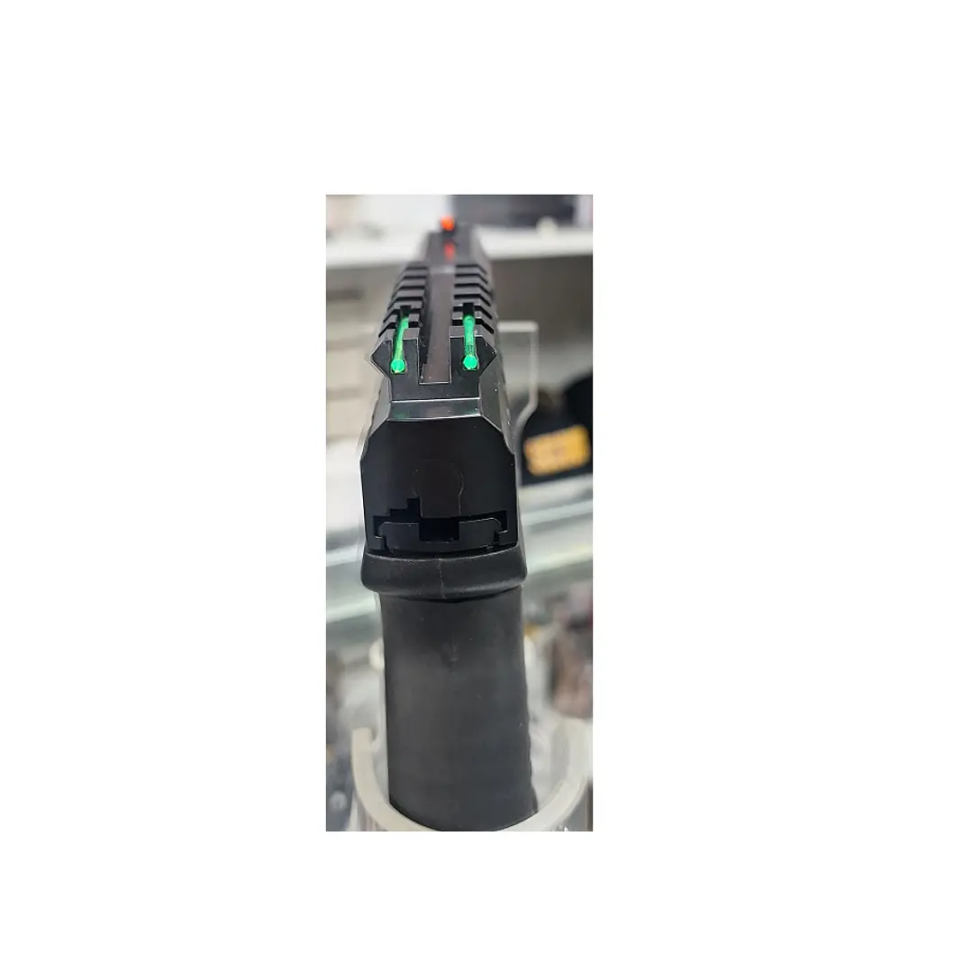 PISTOLA KWC CO2 TAURUS PT24/7 TAC CALIBRE 4,5 POSTONES 2