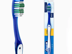 Cepillo De Dientes Oral-B Clean 123, 1Un