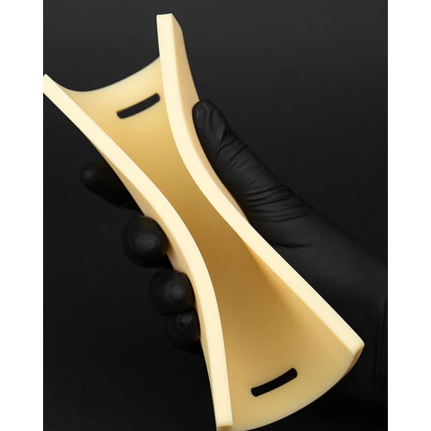 Piel Sintética para Practicar Tatuaje 15x15 cm, 3 mm de Grosor – Con Elástico para Usar sobre el Brazo 2