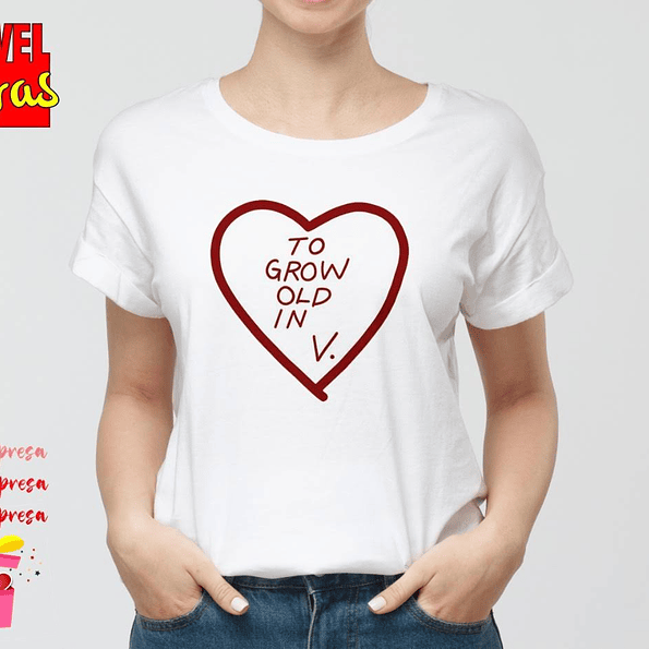 Polera Wanda To Grow Old In V. | Colección Poleras Marvel 1