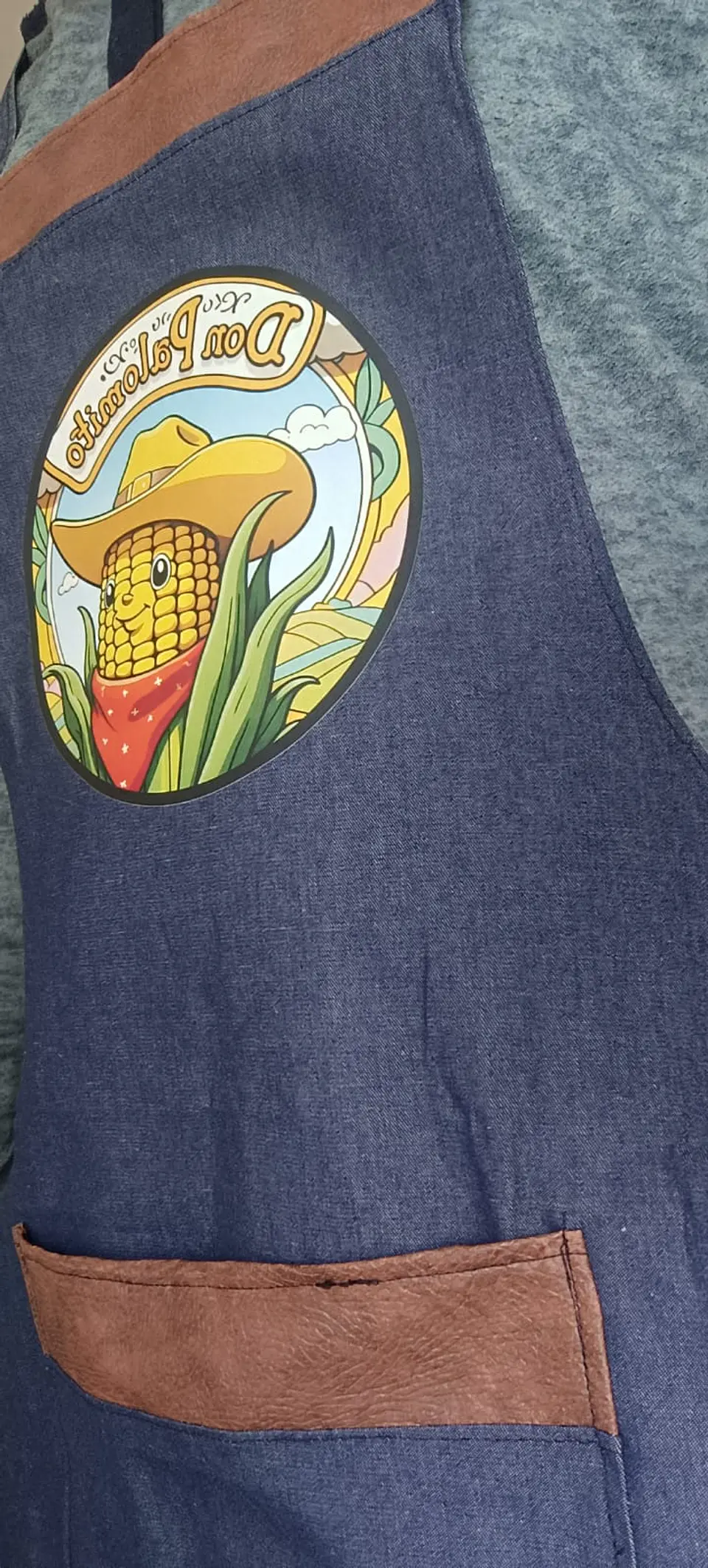 Delantal Superman 2025 Personalizado con tu Superhéroe Favorito – ¡Diseño Único a tu Estilo! 3