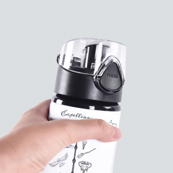 Botella de Agua Inspirada en Harry Potter 750 ml de Aluminio con Tapa Antiderrame y Botón 3