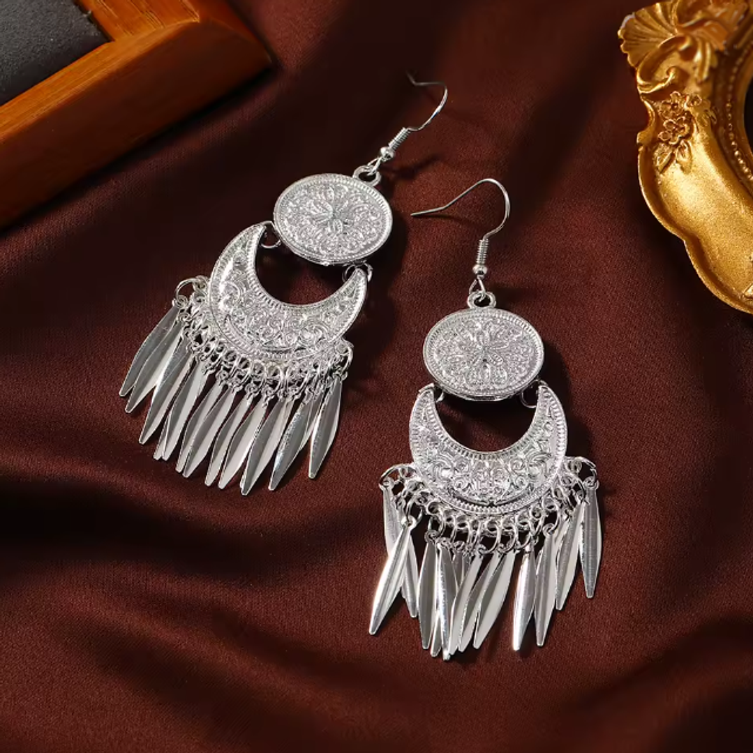 Brincos Boho Lua com Franjas – Banhados a Prata 3