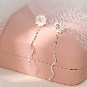 Brincos Banhados a Prata com Flor Malmequer