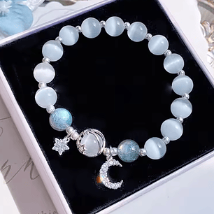 Pulseira de Pedra Opala com Pingentes Celestiais